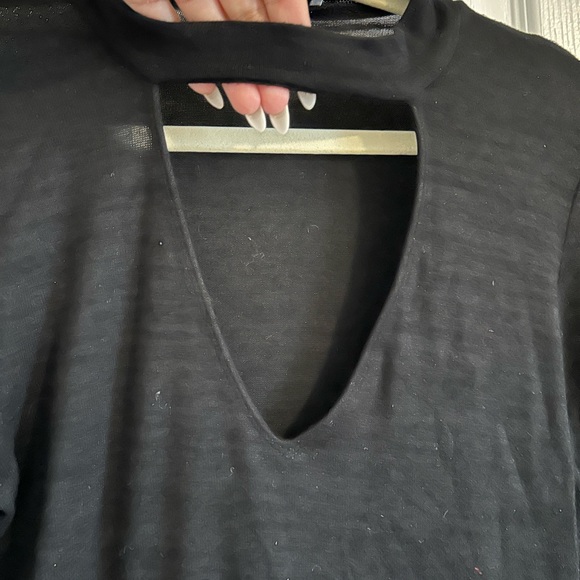 Wilfred Free Keyhole Shirt - Picture 2 of 2